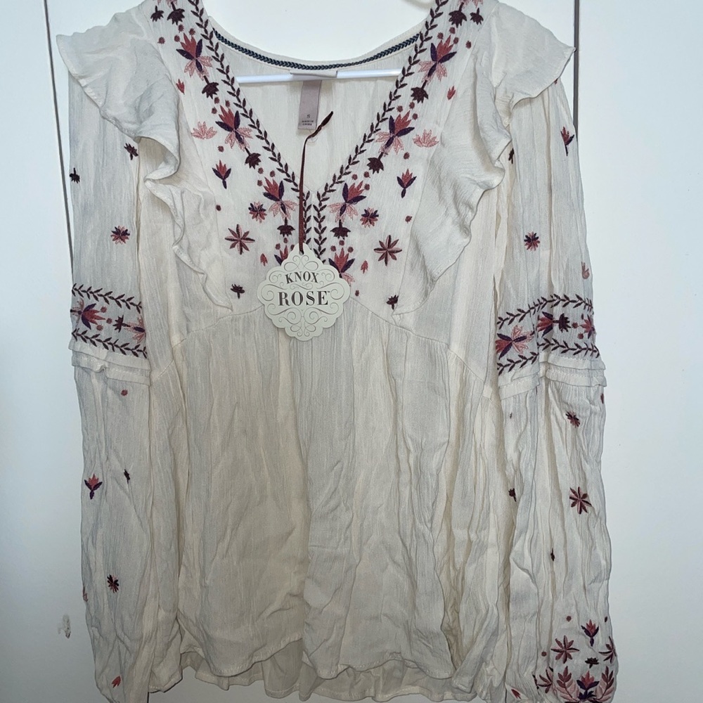 NWT White chocolate floral blouse